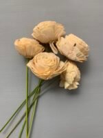 Ранункулюс з шоли бежевий 10 см - Шола