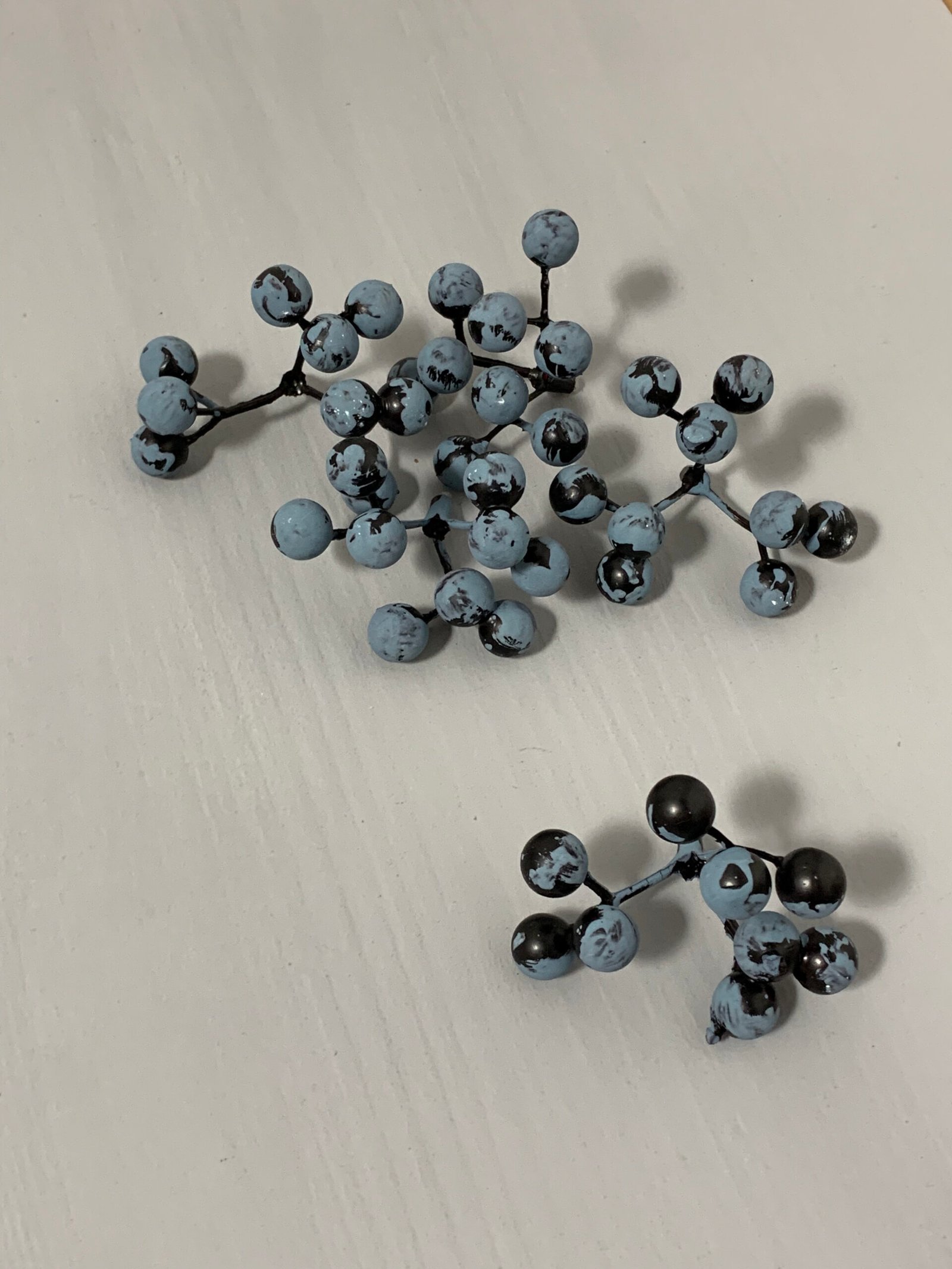 Штучні ягідки без стебла, чорні сизі матові 9 шт, 4,5 см. A9. - Штучні ягоди та плоди Штучні ягідки без стебла, чорні сизі матові 9 шт, 4,5 см. A9. - Штучні ягоди та плоди