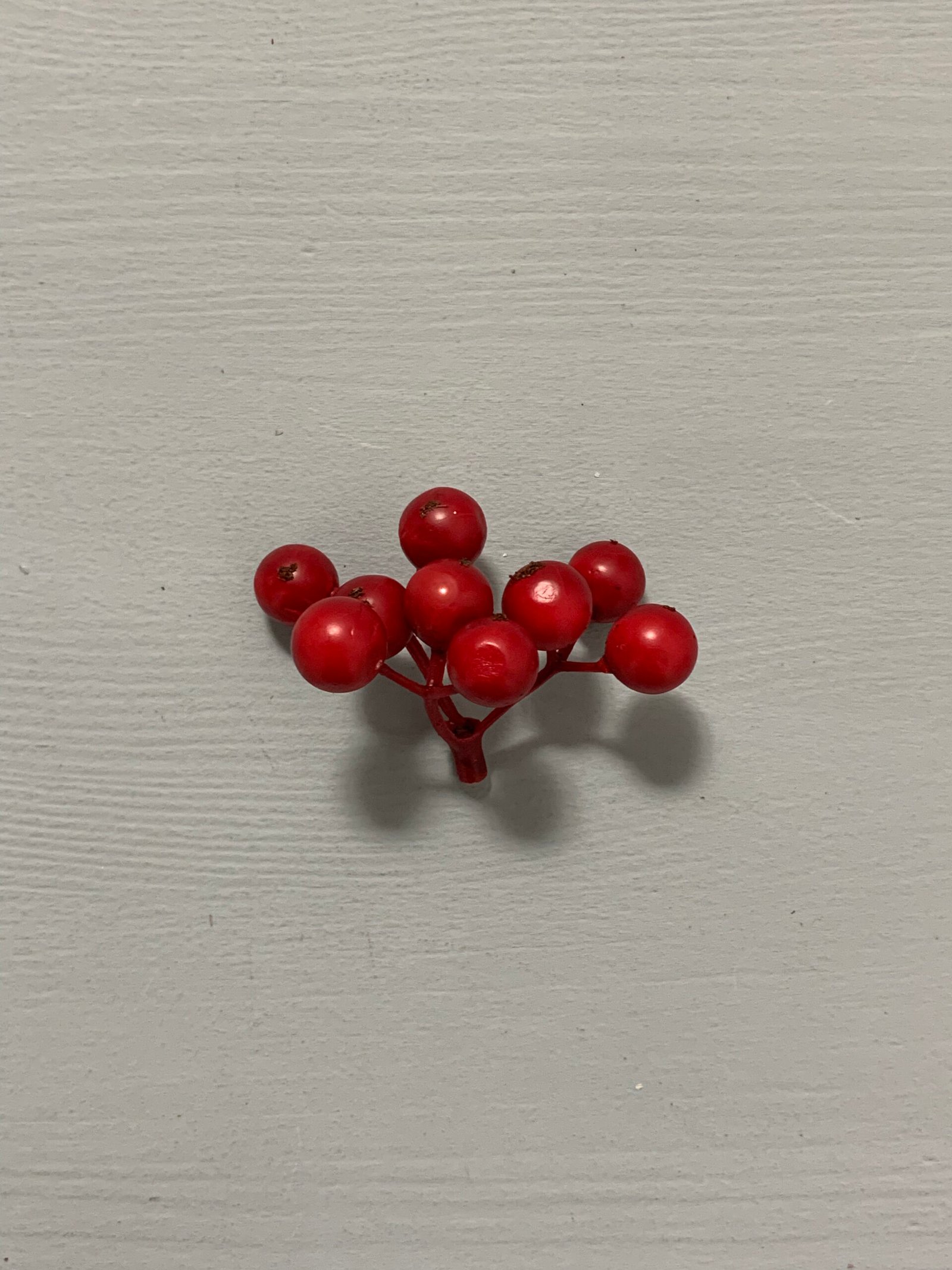 Штучні ягідки без стебла, червоні матові 9 шт, 4,5 см. A9. - Штучні ягоди та плоди Штучні ягідки без стебла, червоні матові 9 шт, 4,5 см. A9. - Штучні ягоди та плоди