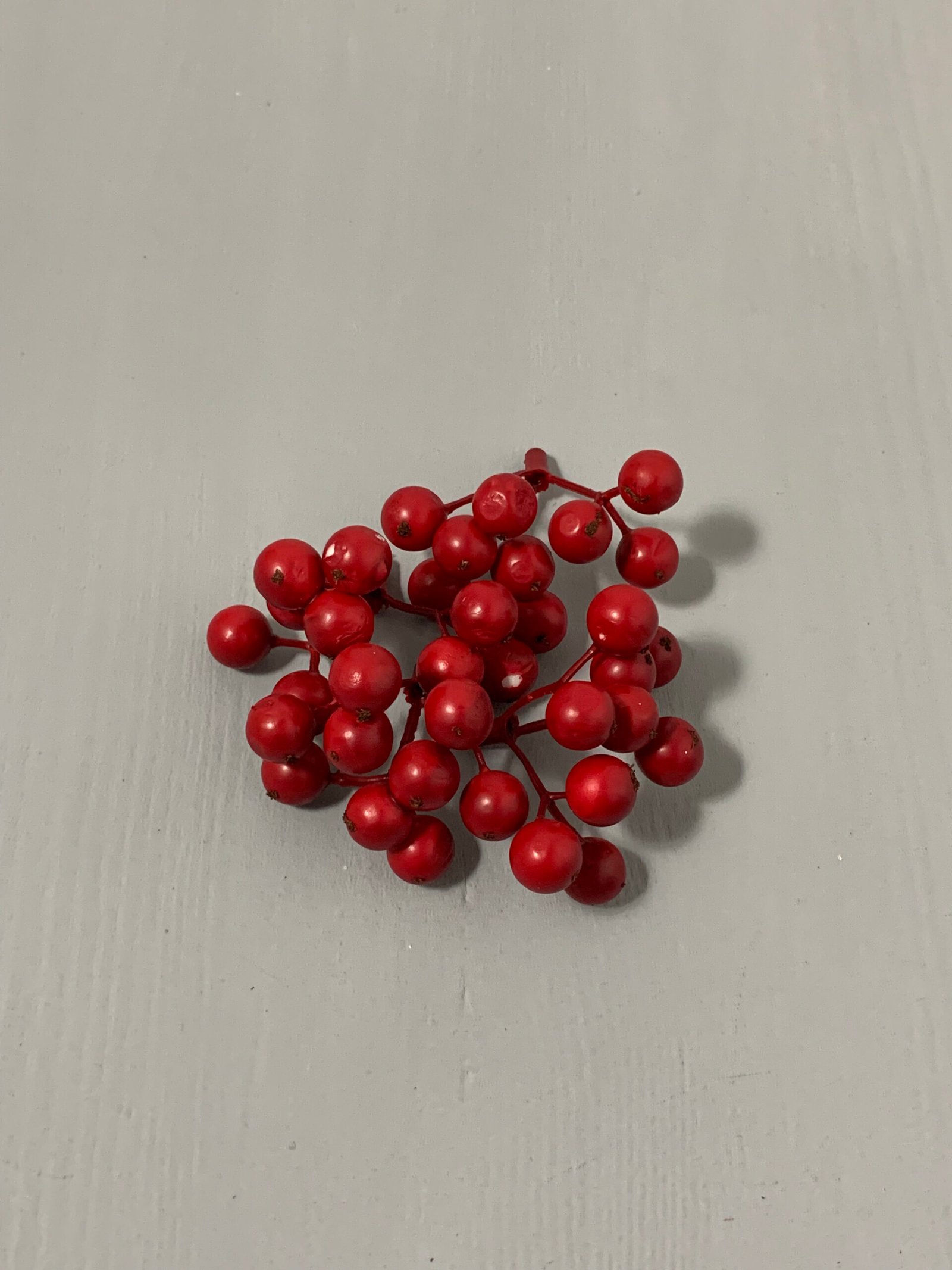 Штучні ягідки без стебла, червоні матові 9 шт, 4,5 см. A9. - Штучні ягоди та плоди Штучні ягідки без стебла, червоні матові 9 шт, 4,5 см. A9. - Штучні ягоди та плоди