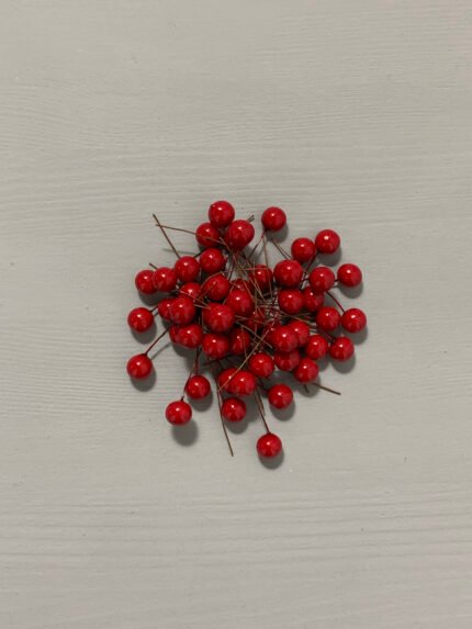 Штучні ягідки набір 50 шт червоні 6 см. - Штучні ягоди та плоди