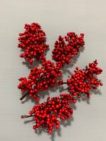 Штучні ягідки без стебла, червоні з листочками 10 см. F11. - Штучні ягоди та плоди
