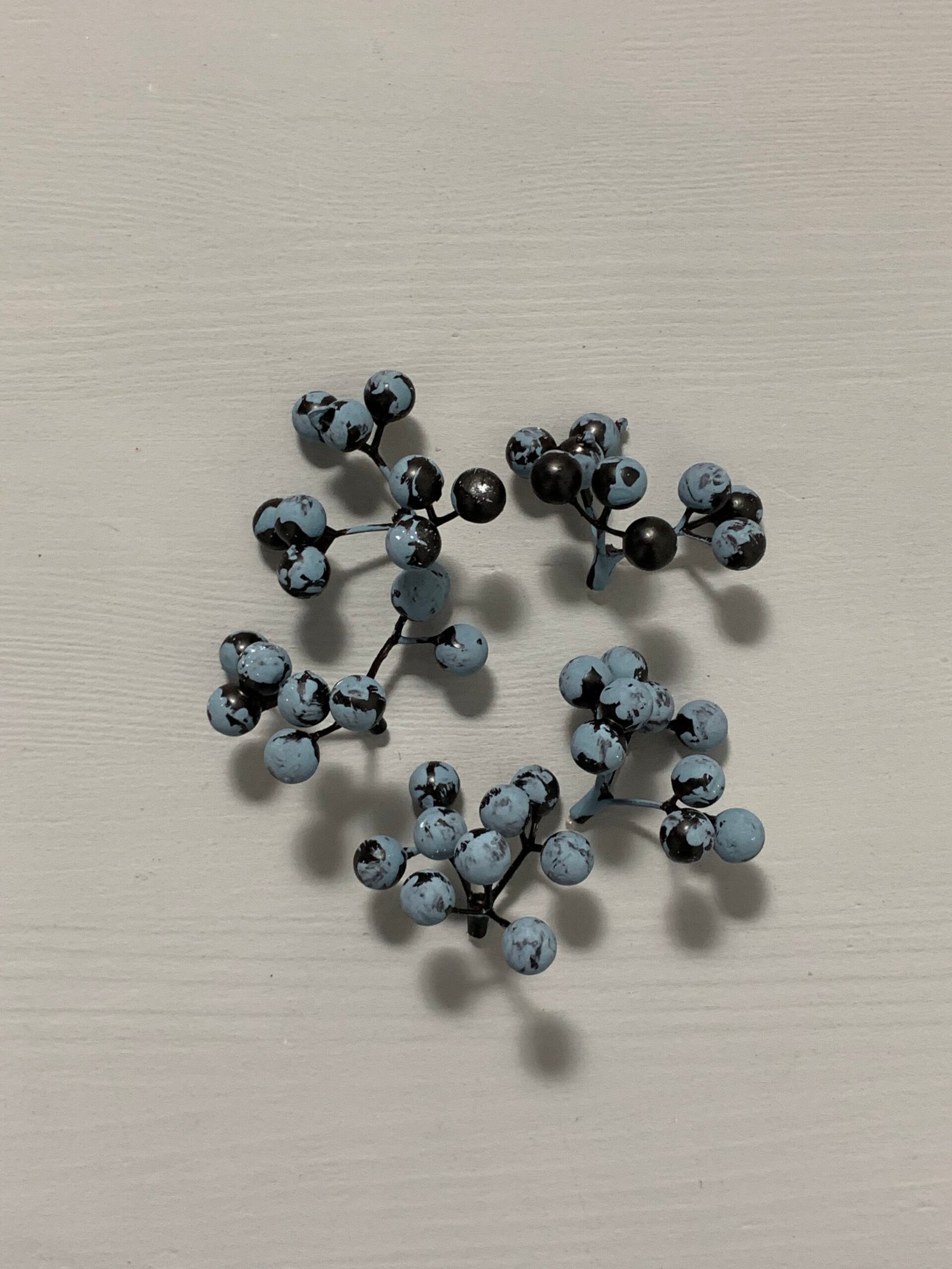 Штучні ягідки без стебла, чорні сизі матові 9 шт, 4,5 см. A9. - Штучні ягоди та плоди Штучні ягідки без стебла, чорні сизі матові 9 шт, 4,5 см. A9. - Штучні ягоди та плоди