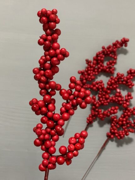 Штучні ягідки на стеблі червоні матові 23 см. H23. - Штучні ягоди та плоди