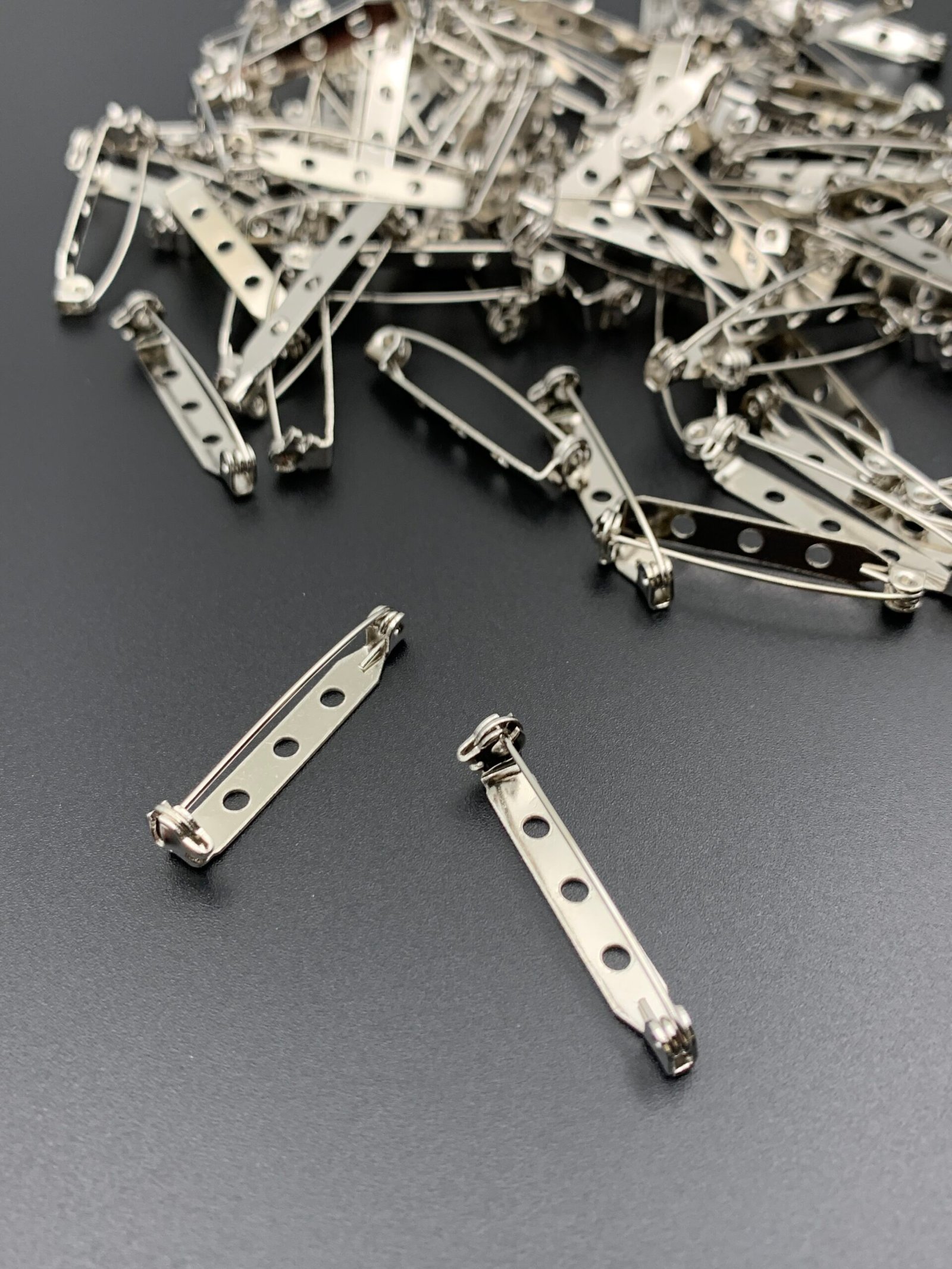 Основа, Єврошпилька з фіксатором, металева, срібна 32 мм - Основа для рукоділля Основа, Єврошпилька з фіксатором, металева, срібна 32 мм - Основа для рукоділля