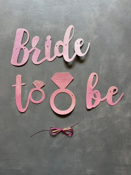 Гірлянда "Bride to be" гліттерна, рожева - Дівич вечір