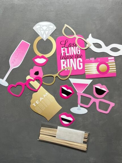 Набір аксесуарів для дівич-вечора та фотозони "Last Fling before the Ring". - Дівич вечір