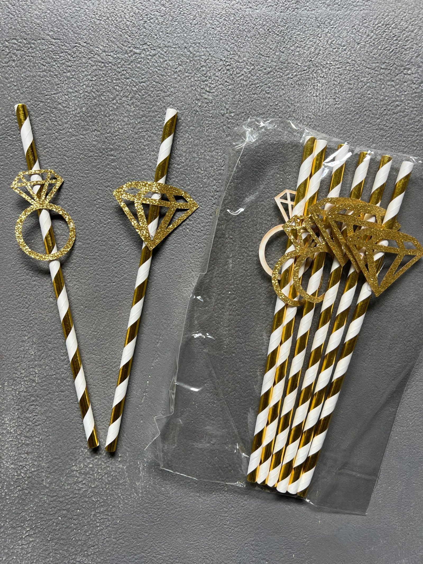 ТРУБОЧКИ "GOLD WHITE" з топерами 6 шт - Дівич вечір ТРУБОЧКИ "GOLD WHITE" з топерами 6 шт - Дівич вечір